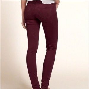 Last chance! ⚡️ Hollister burgundy velvet skinny jeans